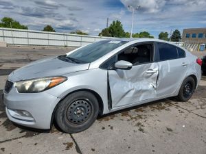 Kia Cerato / Forte / K3 LX 1.8L 4 2015