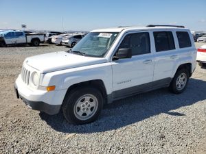 Jeep Patriot SPORT 2.4L 4 2014