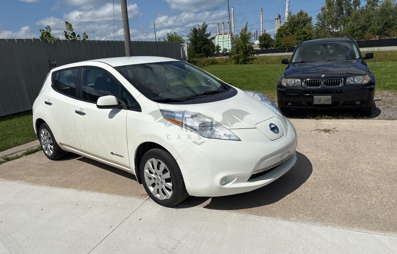 Nissan Leaf S U 2015