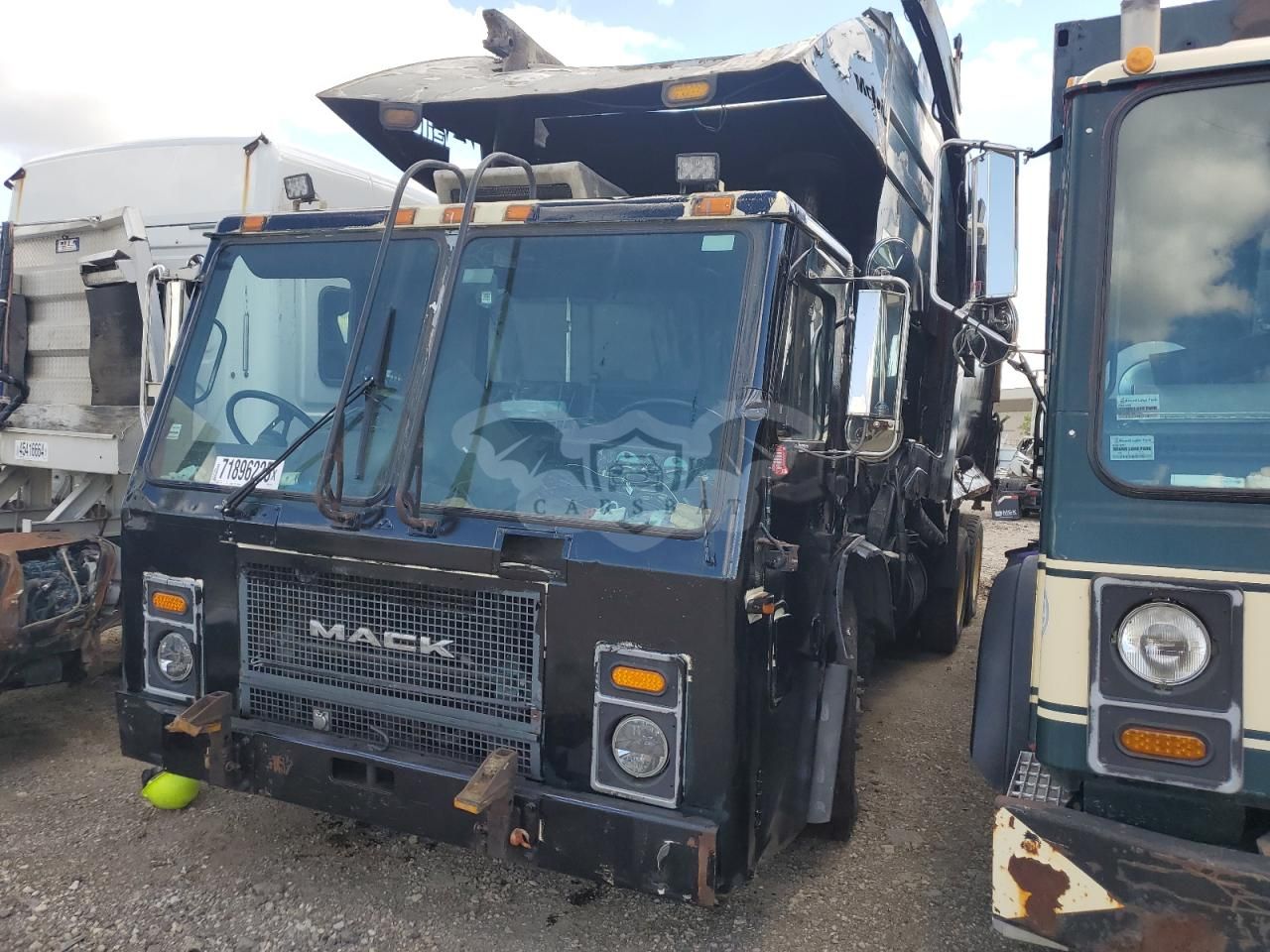 Mack 600 LE600 11.9L 6 2007