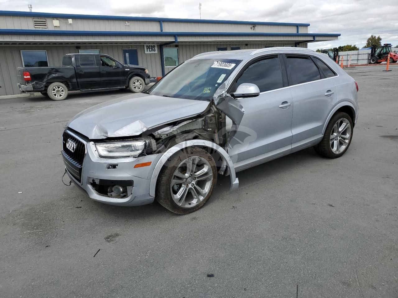Audi Q3 PREMIUM PLUS 2.0L 4 2015