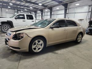 Chevrolet Malibu LS 2.4L 4 2010