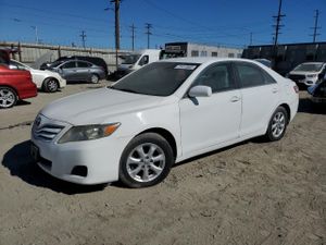 Toyota Camry BASE 2.5L 4 2011