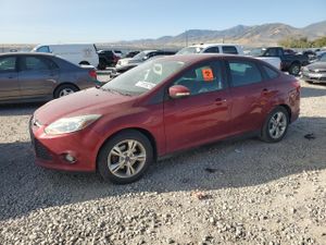 Ford Focus SE 2.0L 4 2013
