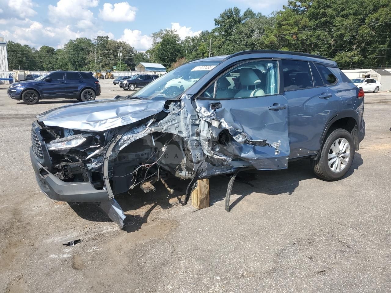Toyota Corolla Cross LE 2.0L 4 2024