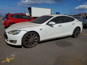 Tesla Model S 2015