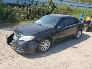 Chrysler 200 TOURING 2.4L 4 2014