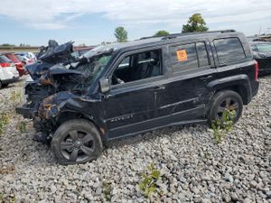 Jeep Patriot LATITUDE 2.4L 4 2015