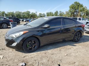 Hyundai Elantra GLS 1.8L 4 2013