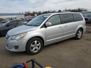Volkswagen Routan SEL 3.6L 6 2011