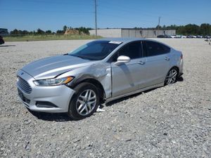 Ford Fusion SE 2.5L 4 2014