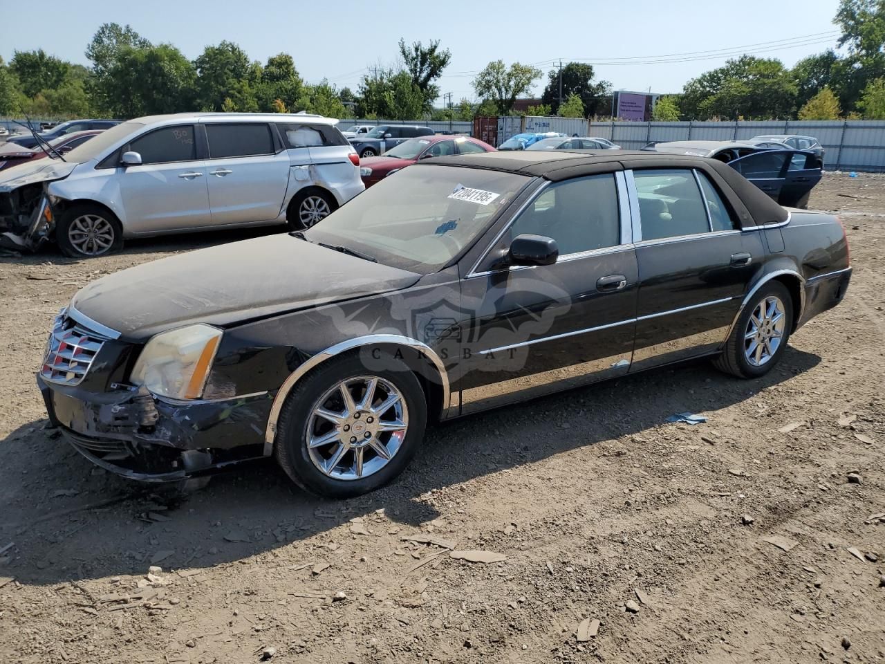 Cadillac DTS LUXURY COLLECTION 4.6L 8 2011