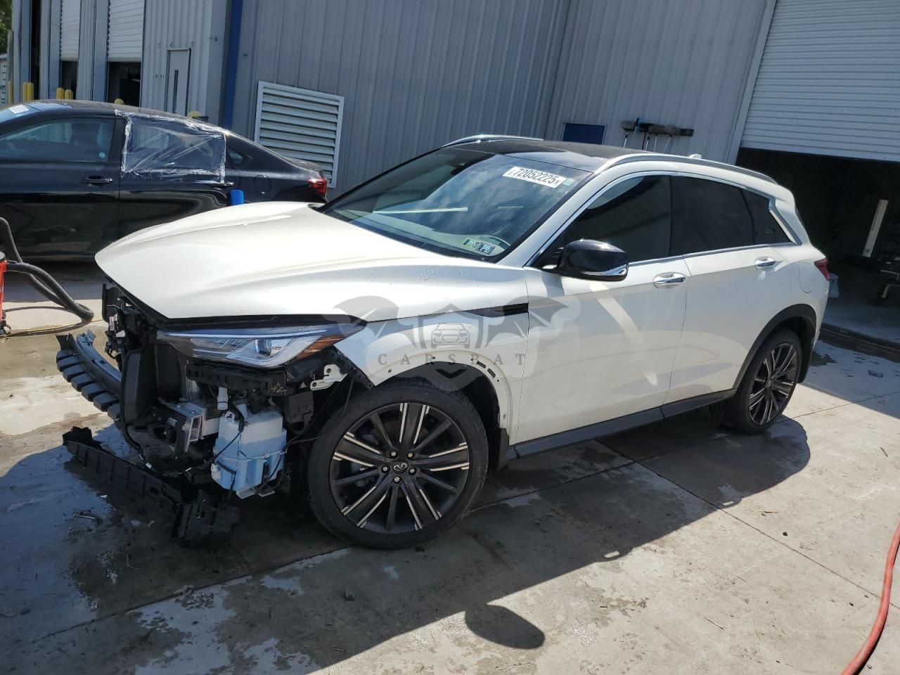 Infiniti QX50 LUXE 2.0L 4 2022