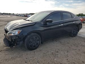 Nissan Sentra S 1.8L 4 2017