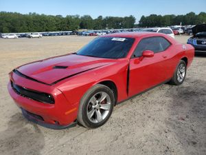Dodge Challenger SXT 3.6L 6 2015