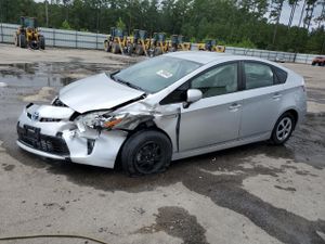Toyota Prius 1.8L 4 2013