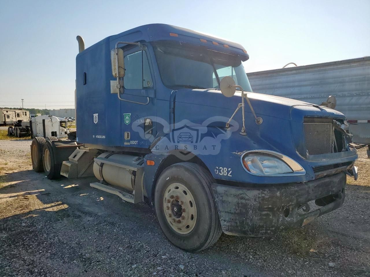 Freightliner Columbia COLUMBIA 12.7L 6 2002