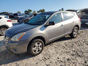 Nissan Rogue S 2.5L 4 2013