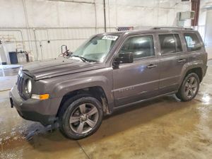Jeep Patriot LATITUDE 2.0L 4 2015