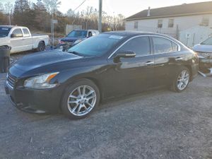 Nissan Maxima S 3.5L 6 2010