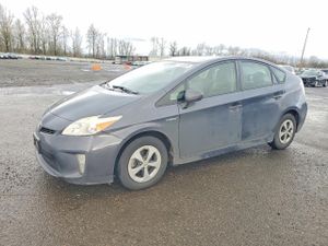 Toyota Prius 1.8L 4 2013