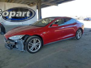 Tesla Model S 2014