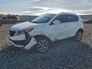 Kia Sportage LX 2.4L 4 2015