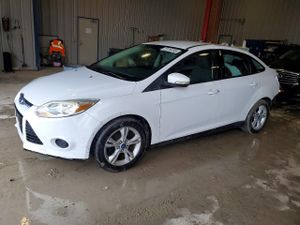 Ford Focus SE 2.0L 4 2013