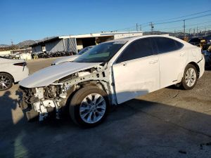 Lexus ES 300H 2.5L 4 2013