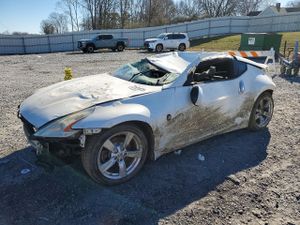 Nissan 370z 3.7L 6 2011