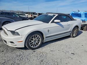 Ford Mustang 3.7L 6 2014