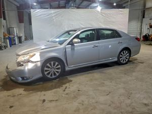 Toyota Avalon BASE 3.5L 6 2011