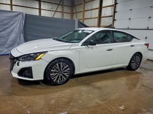 Nissan Altima SV 2.5L 4 2025