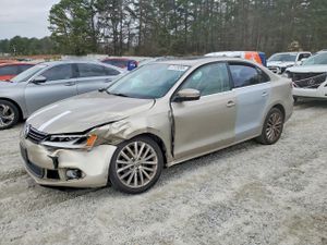 Volkswagen Jetta SEL 2.5L 5 2013