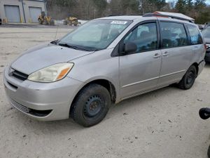 Toyota Sienna CE 3.3L 6 2004