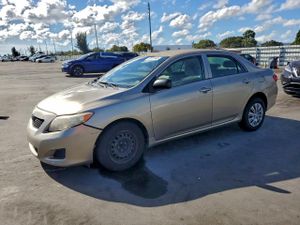 Toyota Corolla BASE 1.8L 4 2010
