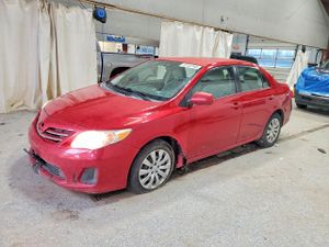 Toyota Corolla BASE 1.8L 4 2013