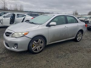 Toyota Corolla BASE 1.8L 4 2011