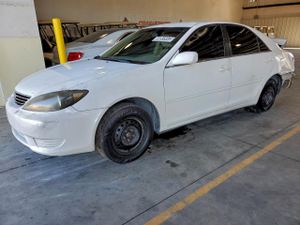 Toyota Camry LE 2.4L 4 2005