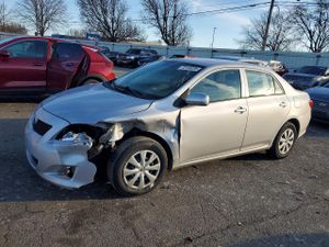 Toyota Corolla BASE 1.8L 4 2010