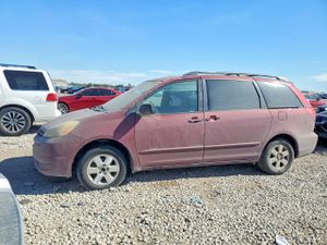 Toyota Sienna CE 3.3L 6 2005