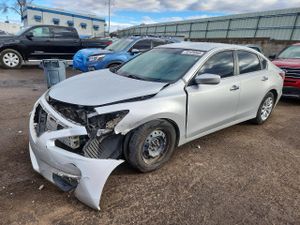 Nissan Altima 2.5 2.5L 4 2015