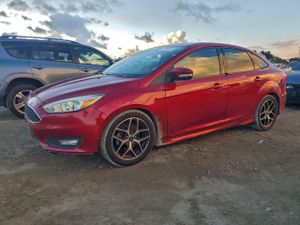 Ford Focus SE 2.0L 4 2015