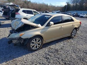 Toyota Avalon BASE 3.5L 6 2011