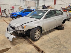 Toyota Avalon XL 3.5L 6 2010