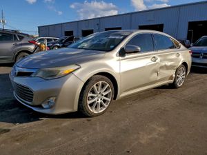 Toyota Avalon BASE 3.5L 6 2013