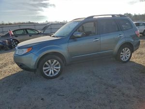 Subaru Forester 2.5X PREMIUM 2.5L 4 2013