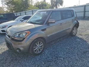 Kia Soul + 2.0L 4 2012