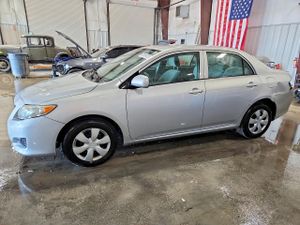 Toyota Corolla BASE 1.8L 4 2010