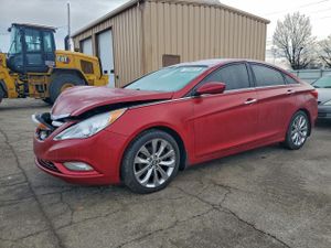 Hyundai Sonata SE 2.4L 4 2013